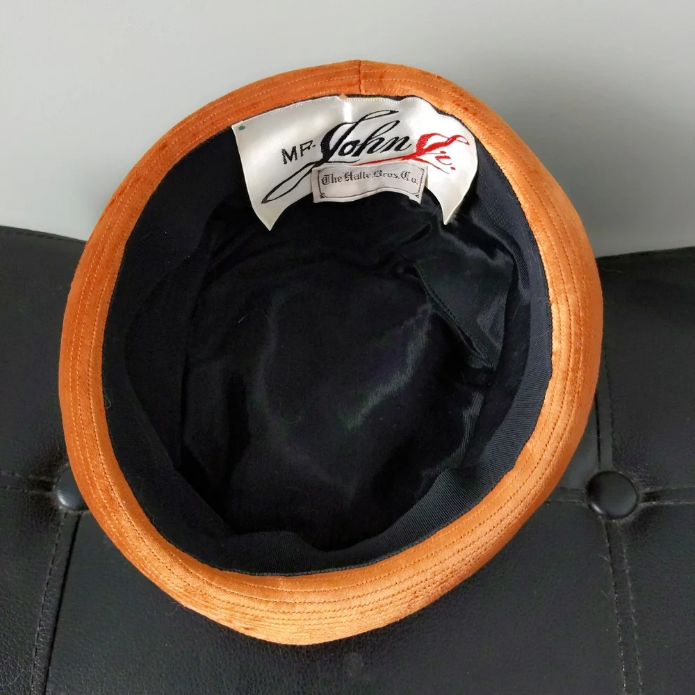 Vtg 1960s Mr. John Jr Halle Brothers Pumpkin Orange Velvet Cloche Hat